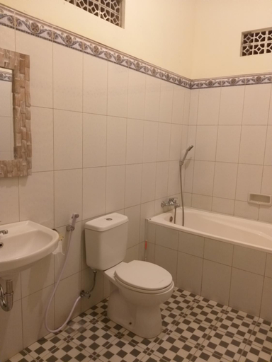 Bathroom 3, Mama Guesthouse, Karangasem