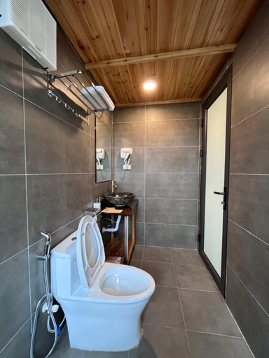 Bathroom 4, S Plus Bungalow, Sa Pa