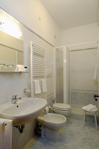 Bathroom 4, Basilea, Venezia