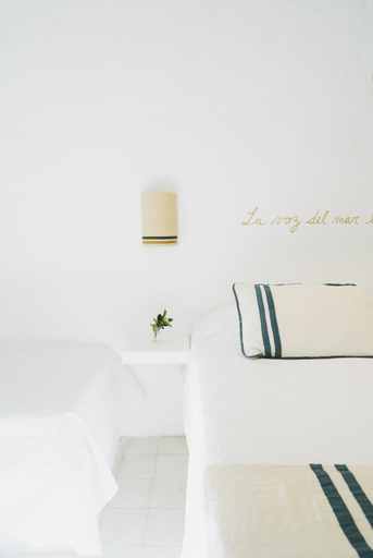Bedroom 2, Posada Paradiso, n.a523