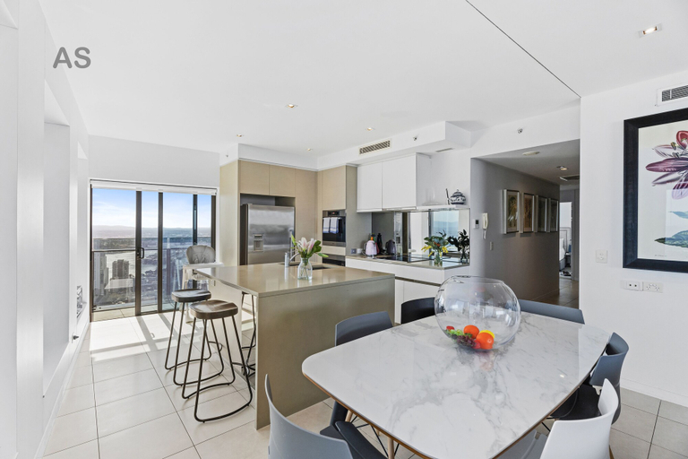 Food & Drinks, Esplanade (Soul) - Apartment Stay Private, Gold Coast