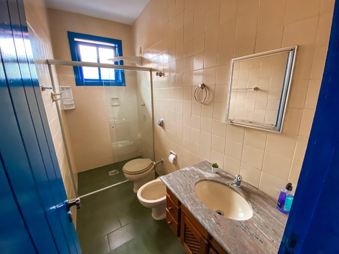 Bathroom 4, Pousada Doce Villa, Capitólio