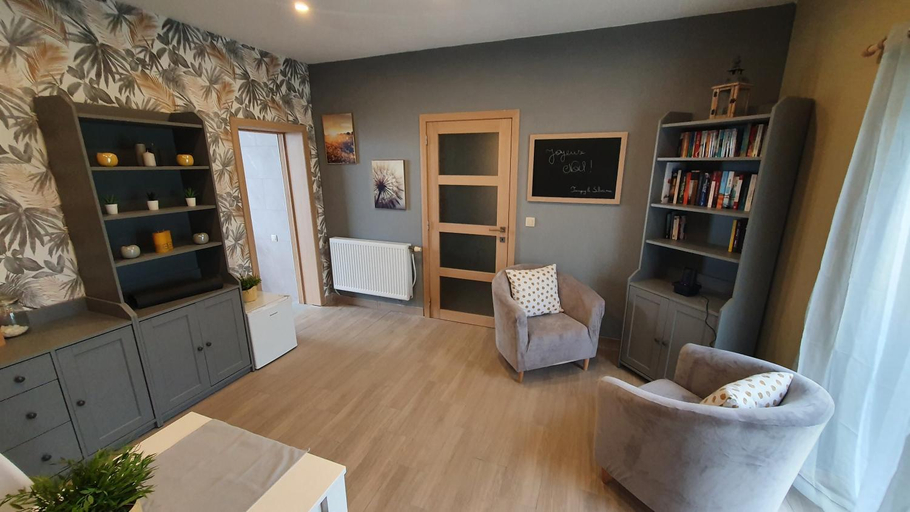 Others 2, Maison RoHa - B&B & Wellness, Namur