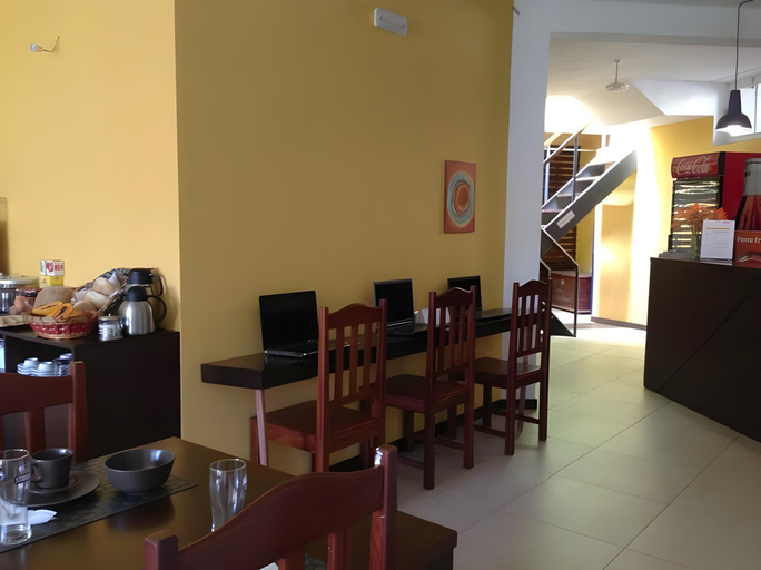 Food & Drinks 4, Residencial Raiar