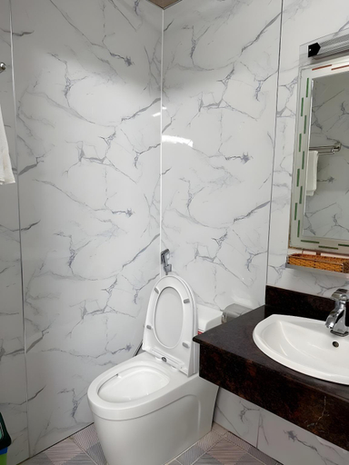 Bathroom 4, HUNG HUONG HOTEL, Tân Bình