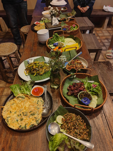 Food & Drinks 4, U Garden, Mae Suai