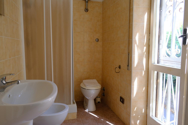 Others 2, Suites Ricco, Roma