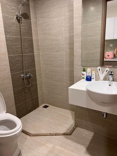 Bathroom 4, Vinhome Grand Park Homestay House, District 9