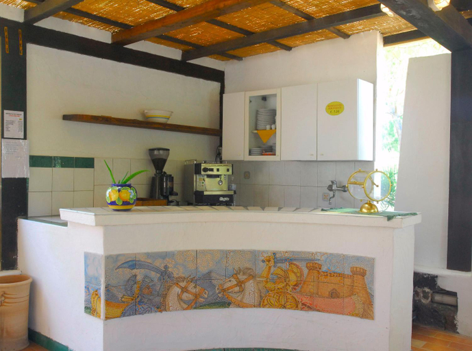 Food & Drinks, Villa Saracina, Messina