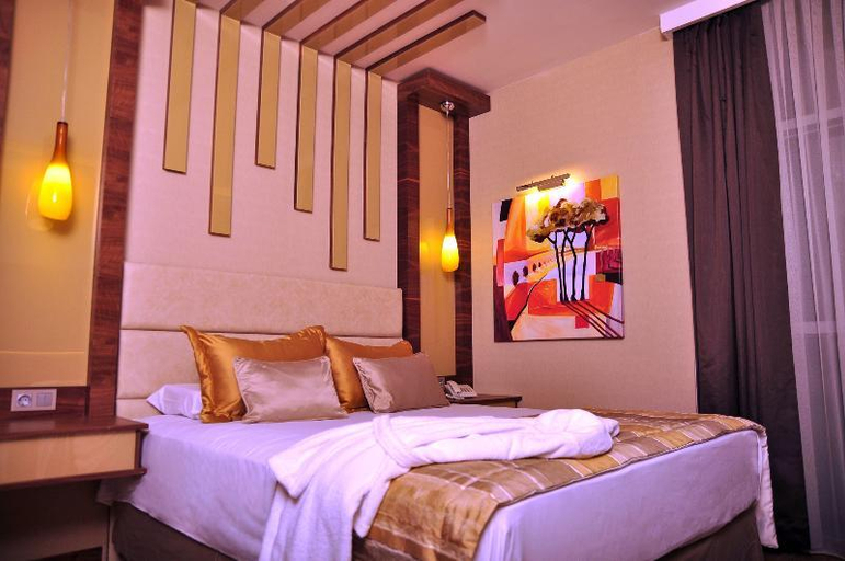 Bedroom 3, Avin Hotel, Konak