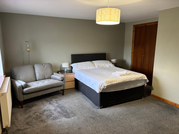 Others 5, The Barn Lodge, Stirling