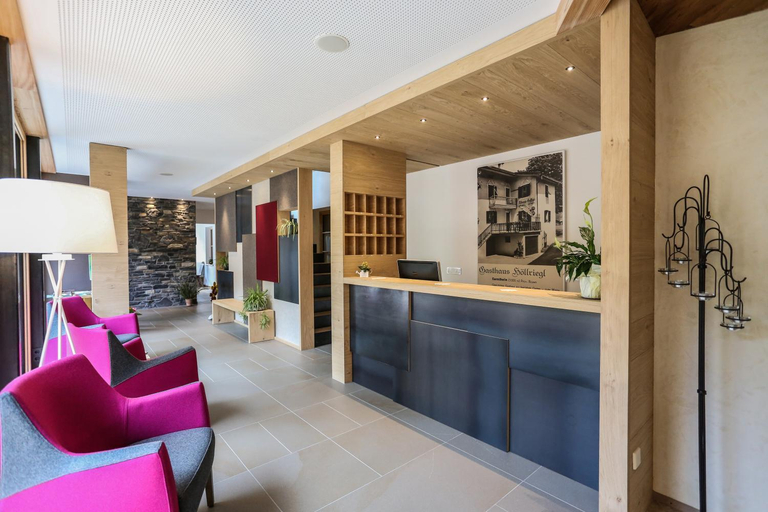 Public Area, Hotel Gasthof Hollriegl, Bolzano