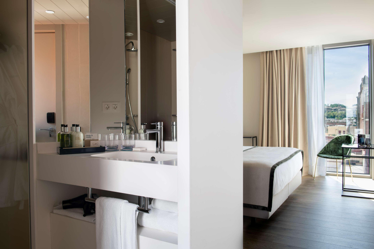 Bathroom 4, Occidental Barcelona 1929, Barcelona