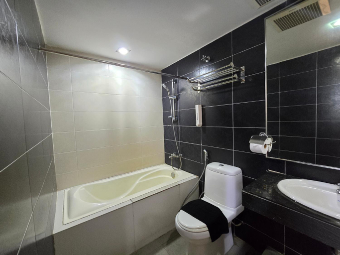 Bathroom 4, Fast Hotel Melaka, Malacca City