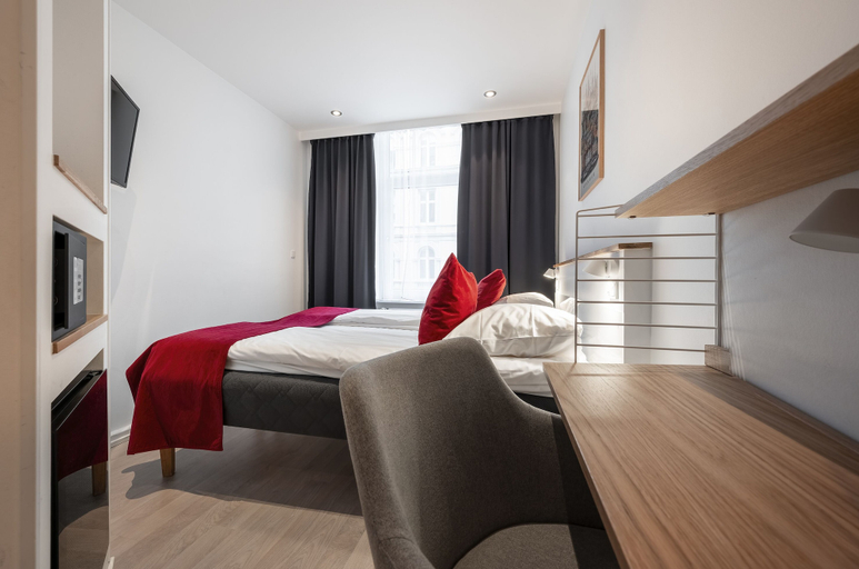 Bedroom 2, GO Hotel Ansgar, Copenhagen