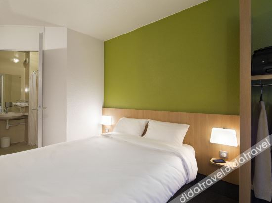 Others 5, B&B Hôtel Evry Lisses 1, Essonne