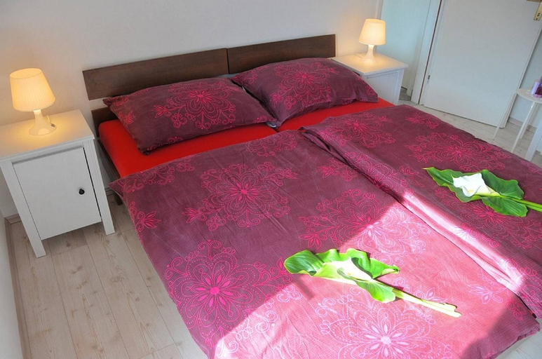 Bedroom 5, Apartment Stomorska, Šolta