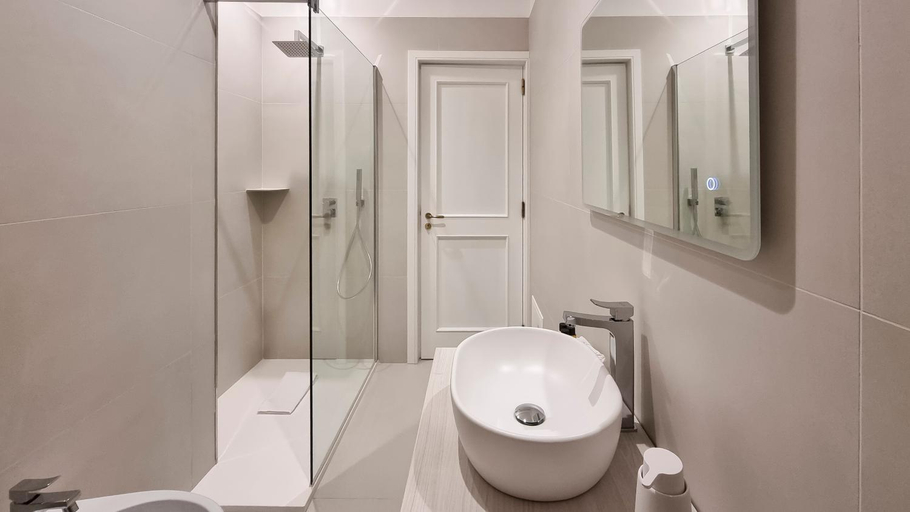 Bathroom 4, Casa FEREMI, Lecce