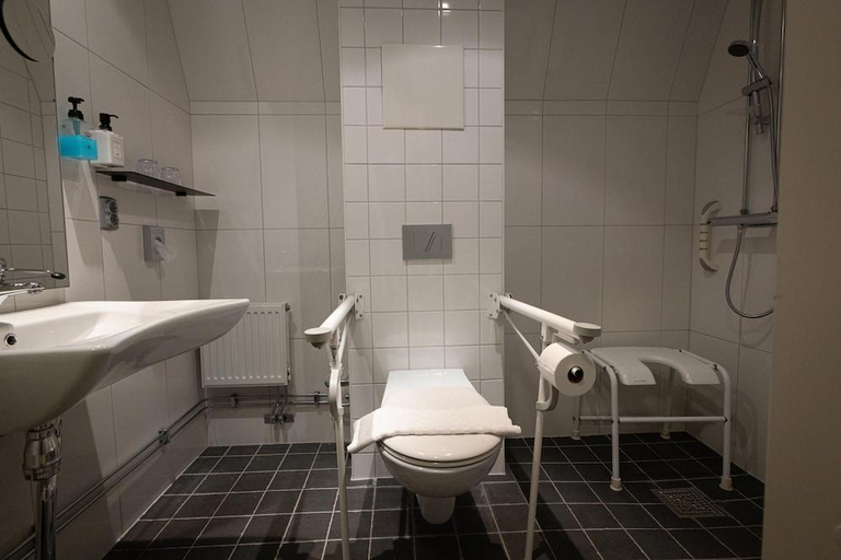 Bathroom 4, Atellet Hotell, Norrtälje