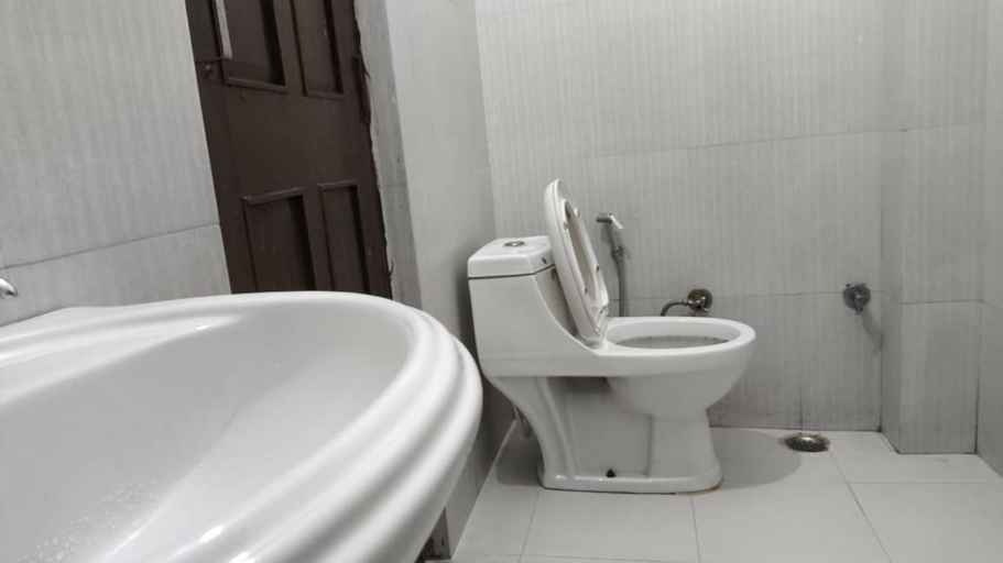 Bathroom 3, Heritage Sandesh, Hardwar