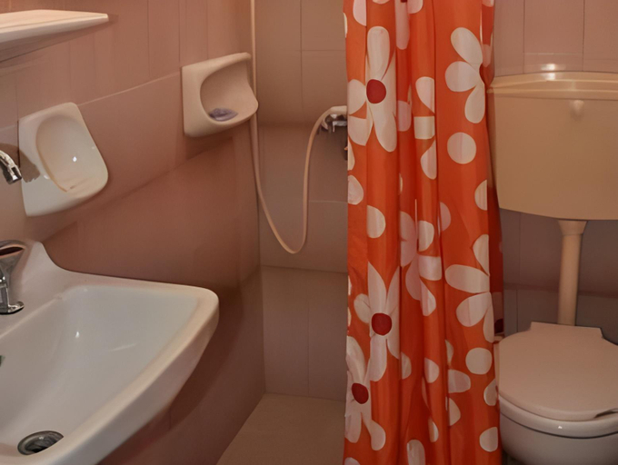 Bathroom, Artemis Rooms, Attica