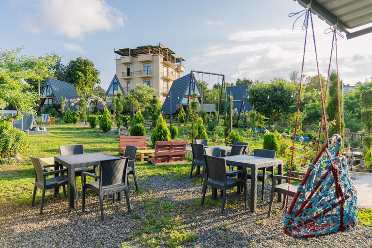 Food & Drinks, La'Familia, Batumi