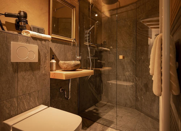 Bathroom 4, Hotel Land Gut Hohne, Mettmann