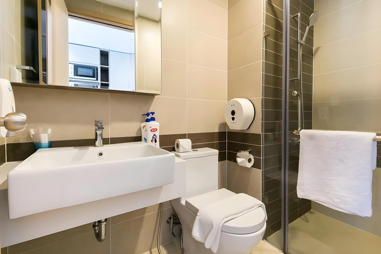 Bathroom, ZO RIVER GATE APARTMENT Free Pool&Gym, District 4