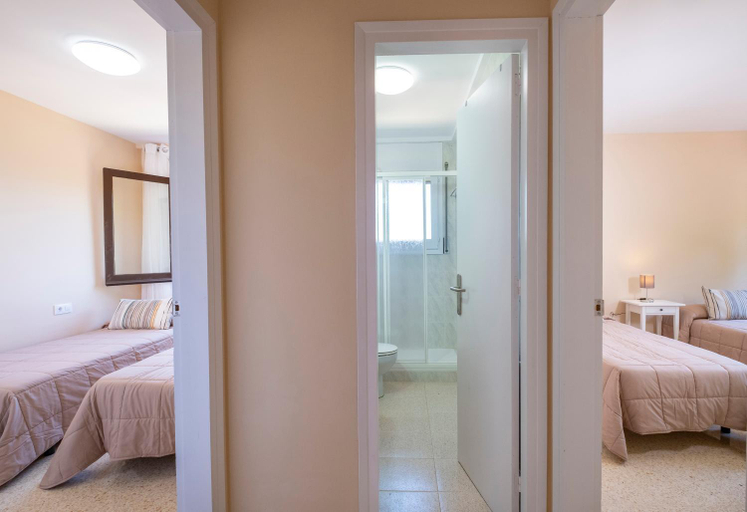 Bedroom 3, Hotel Rural y Apartamentos Sercotel Villa Engracia, Tarragona