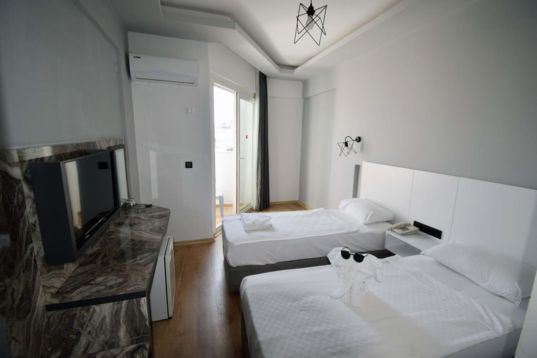 Bedroom 3, Kleopatra Aslan City Hotel, Alanya