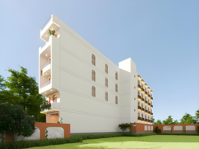 Exterior & Views, In Urban, District 2