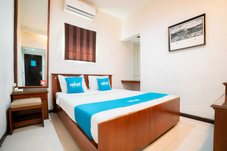 Bedroom 3, Rehat at Hotel 10 Buah Batu, Bandung