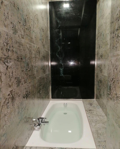 Bathroom 2, Blue Wave Beach Villa by Aaryan Group, Hikkaduwa