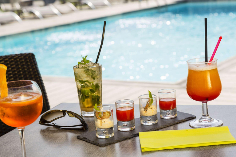 Food & Drinks