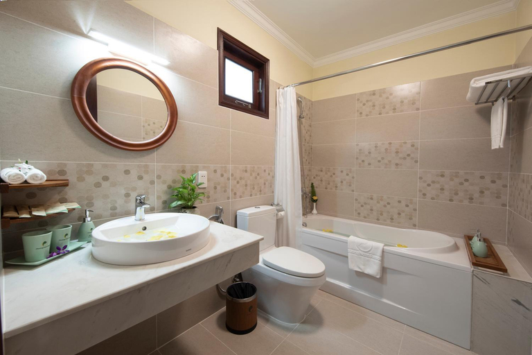 Bathroom 5, Phương Nam Resort, Thủ Đức
