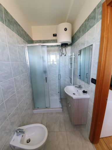 Bathroom 3, Camere Santa Rita, Foggia