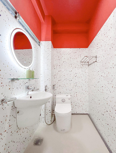 Bathroom, Unique Hideout Near METRO - FreeNETFLIX - 30% OFF, District 1