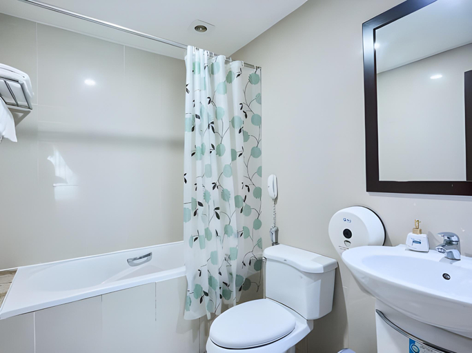 Bathroom 3, La Bonita hotel and Apartment, District 7
