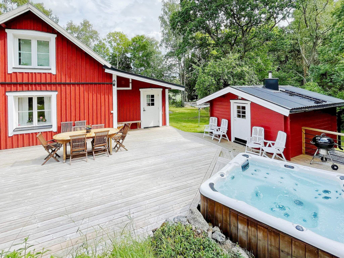 Sport & Beauty 4, star holiday home in BRO, Upplands-Bro