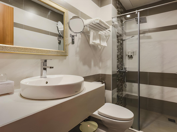 Bathroom 4, Luna Hotel Saigon Center, District 1