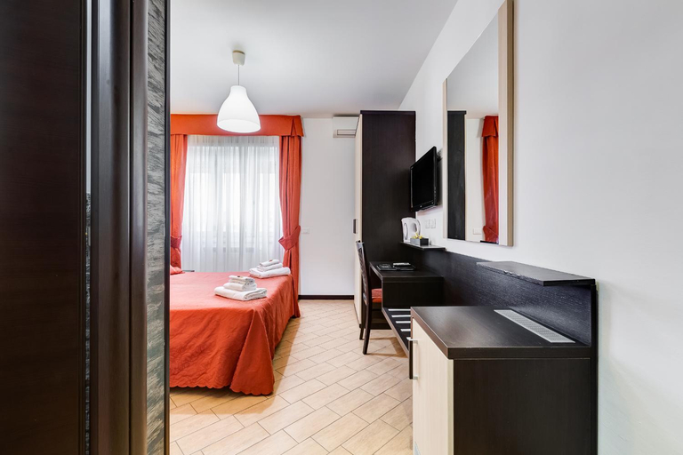 Bedroom 3, Dreams Of Rome, Rome