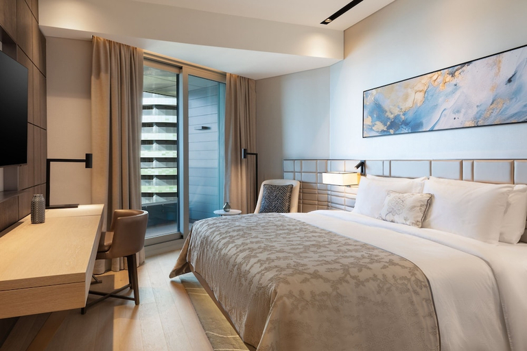 Bedroom 3, JW Marriott Hotel Istanbul Marmara Sea, Bakırköy
