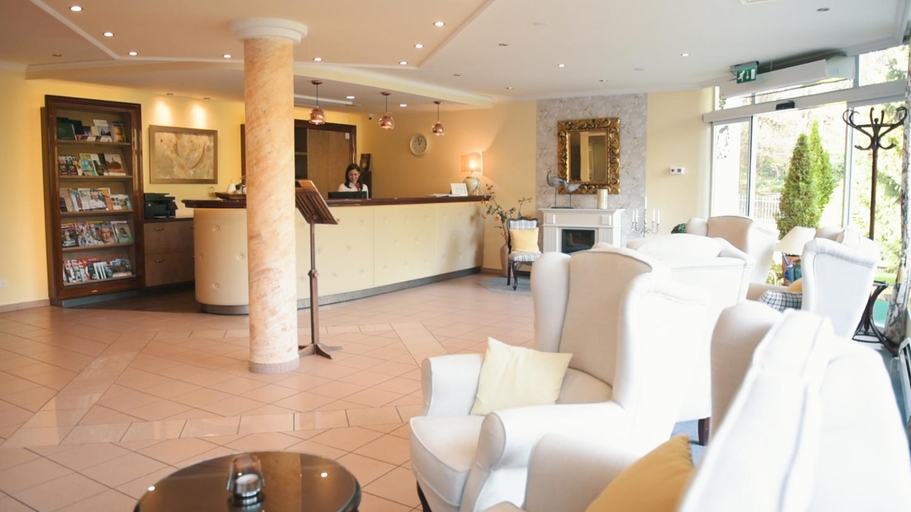 Public Area 4, Villa Medici Hotel Restaurant, Veszprém