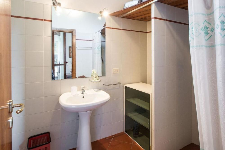 Bathroom, B&B Independent Loft on Florence's Hills, Florence