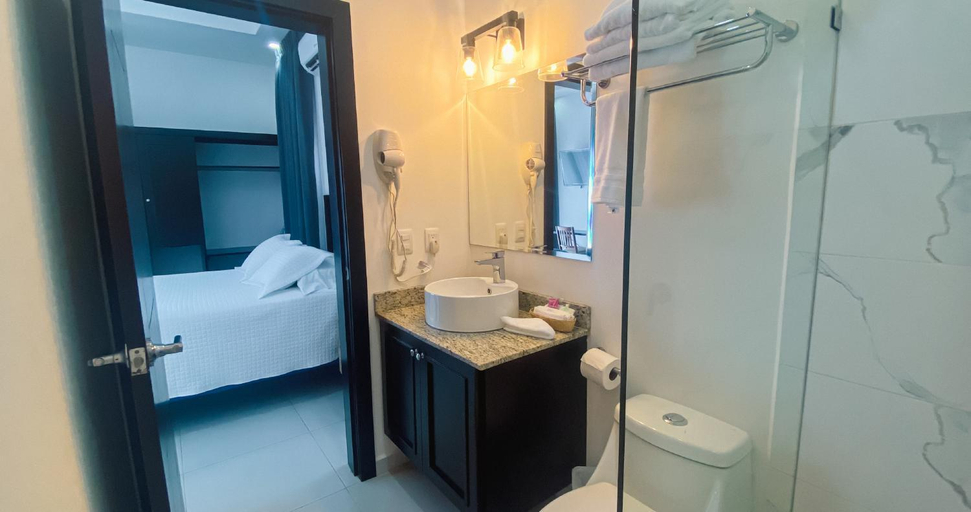 Bathroom 2, Real Guanacaste, San Pedro Sula
