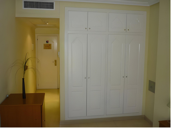 Others 5, Hotel Tuto, Alicante