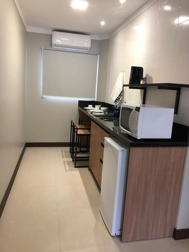 Others 2, B14 Suites, Penha