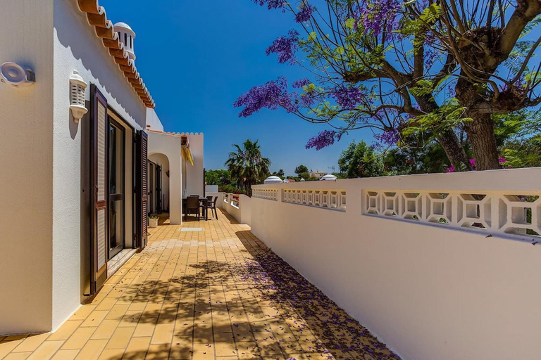 Others 5, Sequana · Fabulous spacious villa perfect for fami, Lagoa