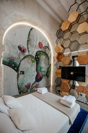 Others 4, FICOPALA SUITES, Syracuse