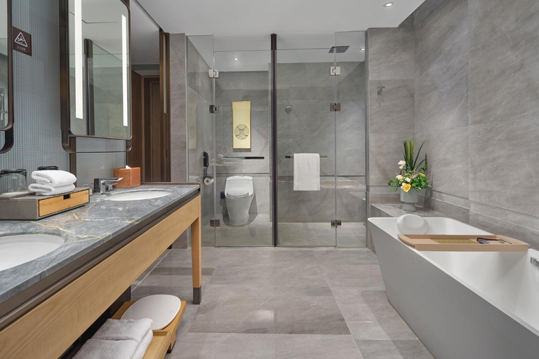 Bathroom 5, DONGCHENG INTERNATONAL HOTEL, Dongguan
